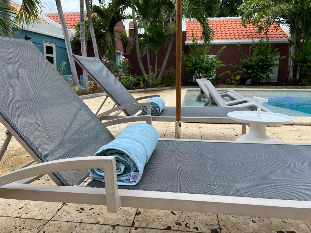 Kura Botanica Hotel Willemstad Exterior photo